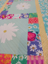 Load image into Gallery viewer, Paddy&#39;s Chain Table Runner Pattern or Kit