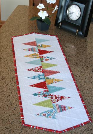 CLP Winding Road Table Runner pattern