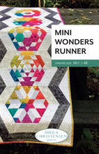Load image into Gallery viewer, Mini Wonders Runner