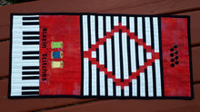 Load image into Gallery viewer, Piano Accordion Quilt Block Pattern